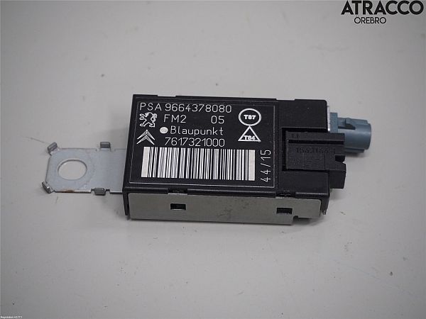 Wzmacniacz antenowy PEUGEOT 3008 MPV (0U_)