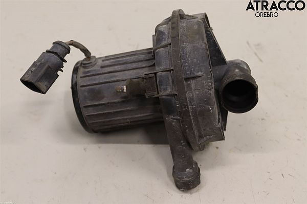 Pompe d'injection d'air secondaire AUDI A8 (4E2, 4E8)