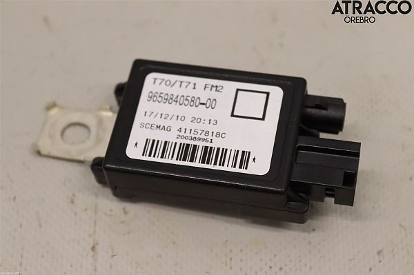 Wzmacniacz antenowy PEUGEOT 308 I (4A_, 4C_)