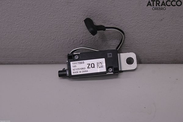 Wzmacniacz antenowy OPEL INSIGNIA A (G09)