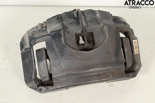 Brake discs and calipers set