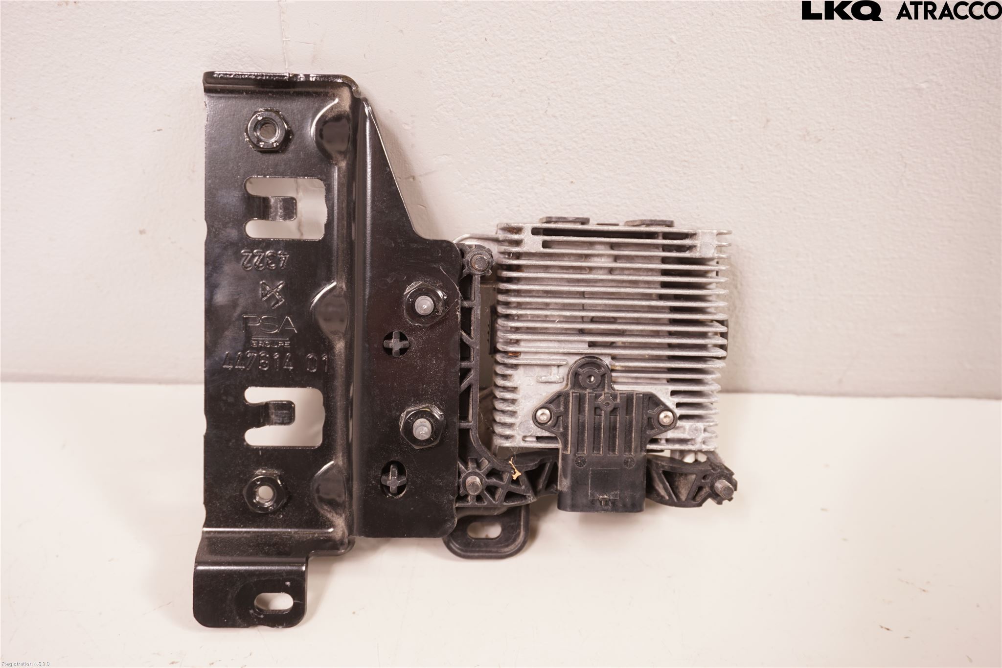 はち Amazon.com: SINOCMP 20484678 VOE20484678 Oil Level Sensor