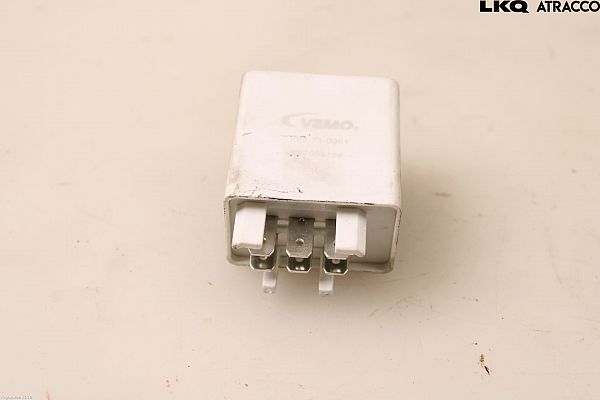 Relæ - injection VOLVO 240 (P242, P244)