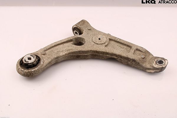 Bærearm forrest nederst JEEP CHEROKEE (KL)