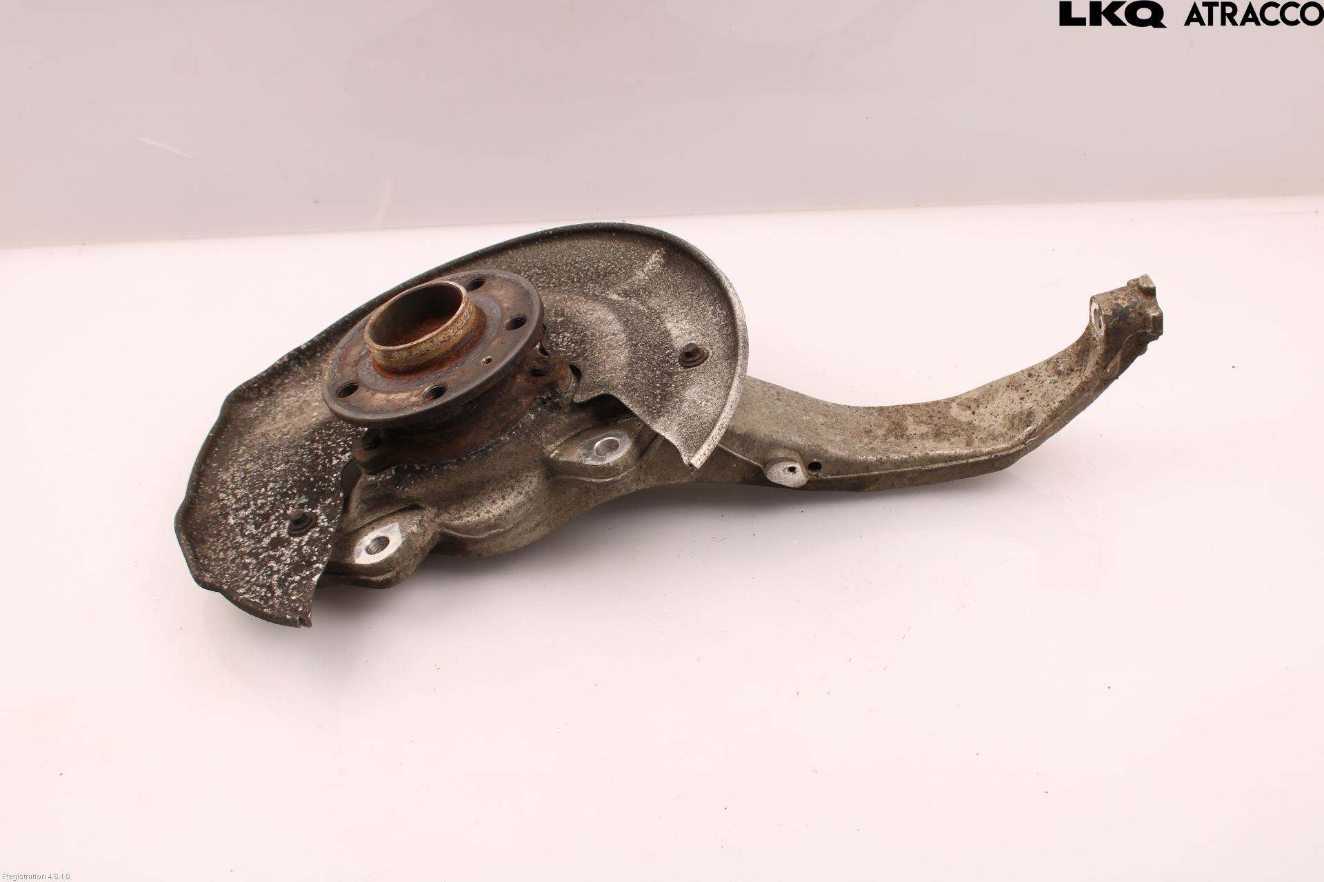 ペロ 31682226 : Spindle - front - Autoparts24