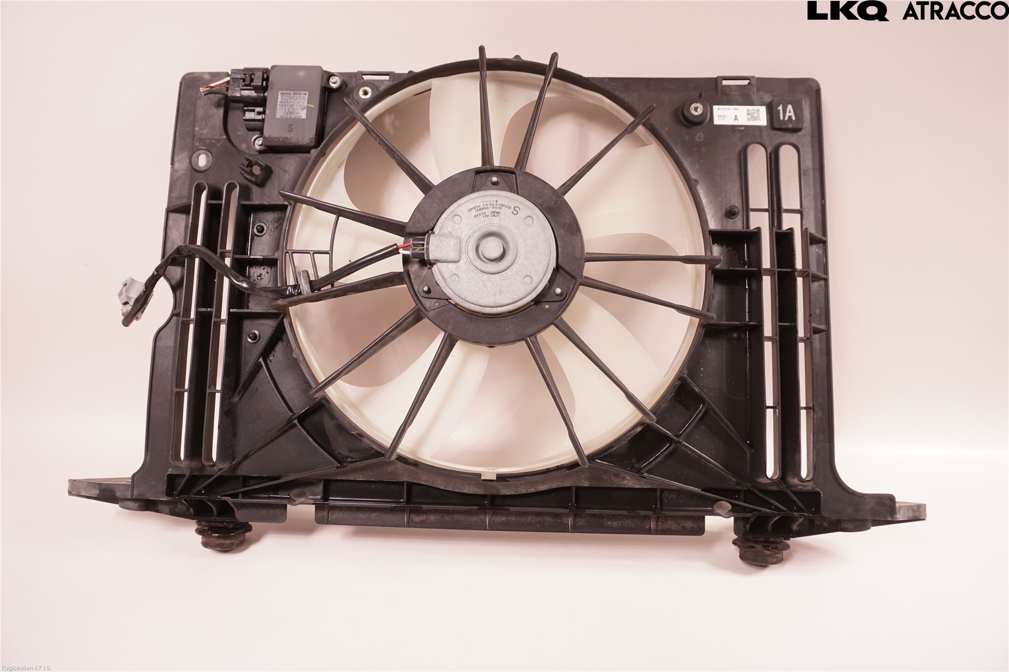 Toyota :: 16711-0C090 SHROUD, FAN