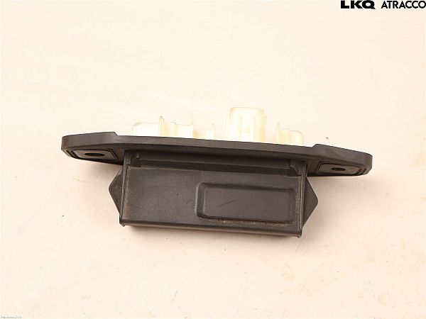 Bagklap styreenhed TOYOTA COROLLA Estate (_E21_)