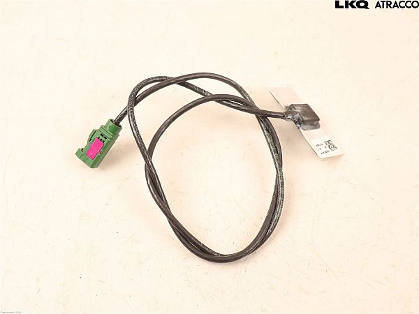 Antenne TESLA MODEL S (5YJS)
