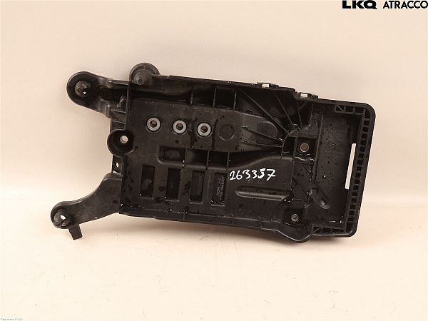 Accubak SEAT IBIZA Mk V (KJ1)