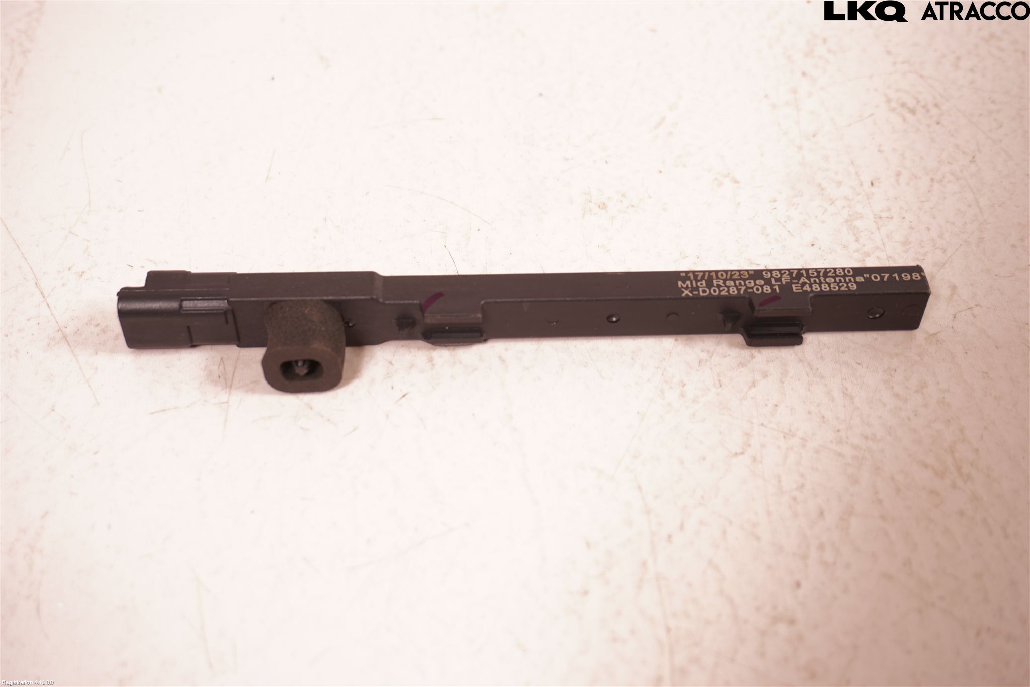 Antenne PEUGEOT 408 II