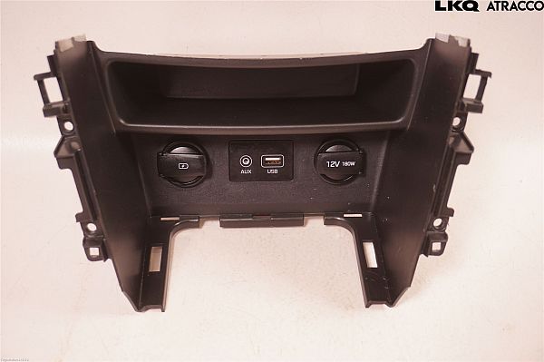 Electric car charge socket