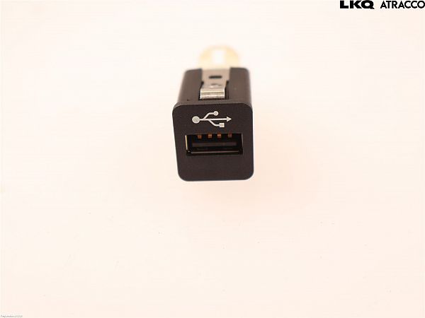 USB socket connector