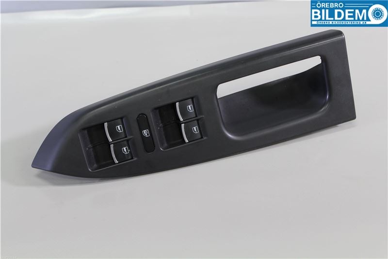 Switch - electrical screen heater VW TOURAN (1T3)