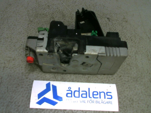 Verrouillage central SAAB 9-5 Estate (YS3E)