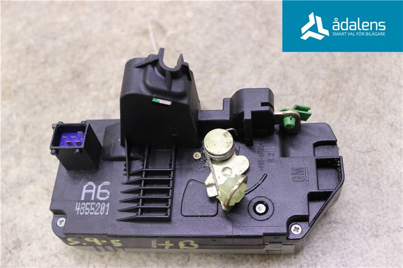 Verrouillage central SAAB 9-5 Estate (YS3E)