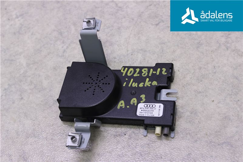 Wzmacniacz antenowy AUDI A3 Sportback (8PA)