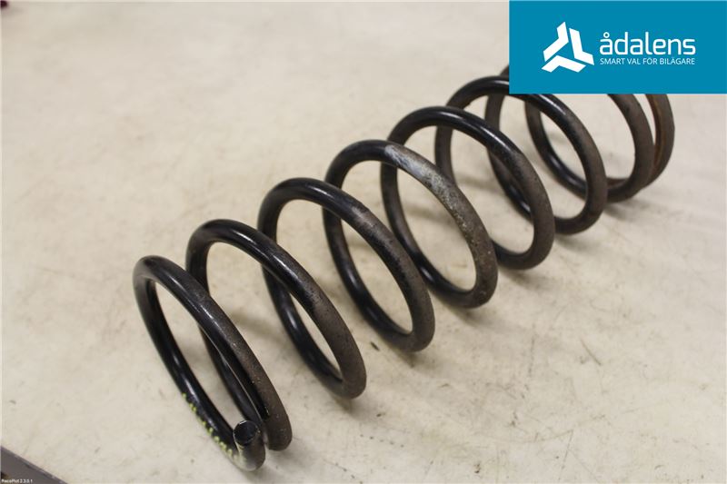 Front spring - coil same SAAB 900   Combi Coupe