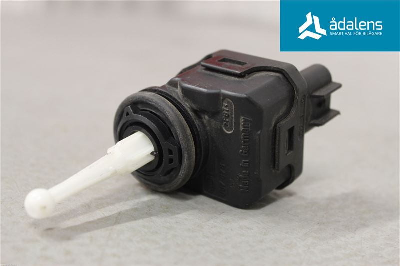 Światła – silnik regulacji VOLVO V40 Estate (645)