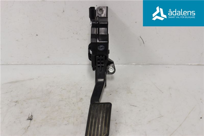 ダーツ Isuzu D-MAX II (TFR, TFS) Accelerator pedal 8-98067-748-1