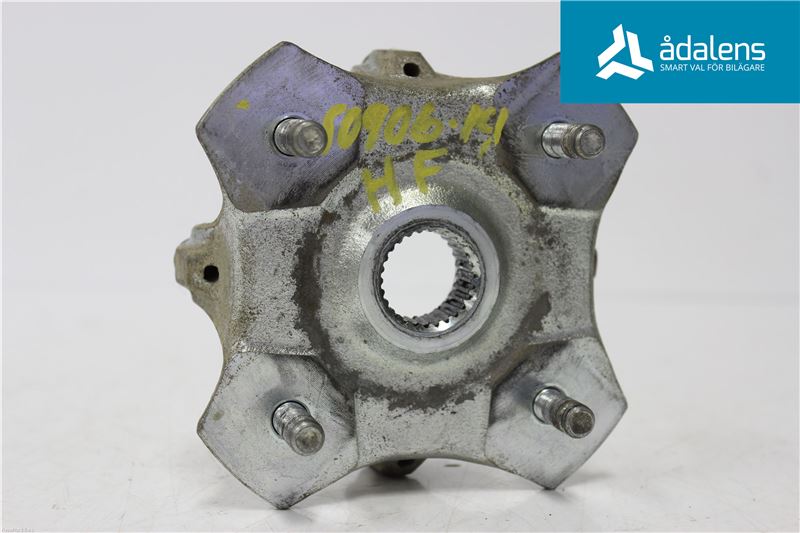 Front hub