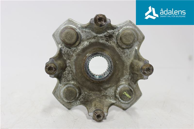 Front hub
