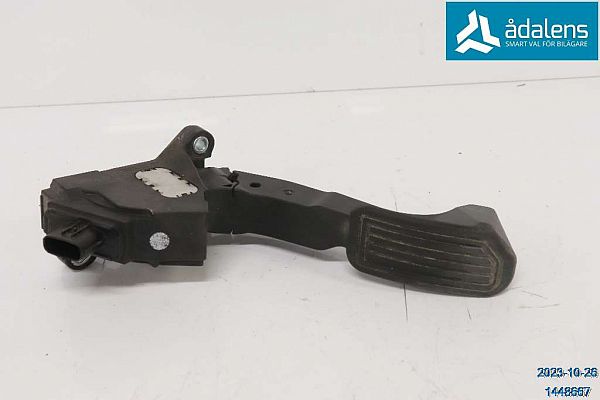 Speederpedal TOYOTA AURIS (_E18_)