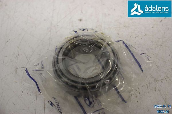Front hub