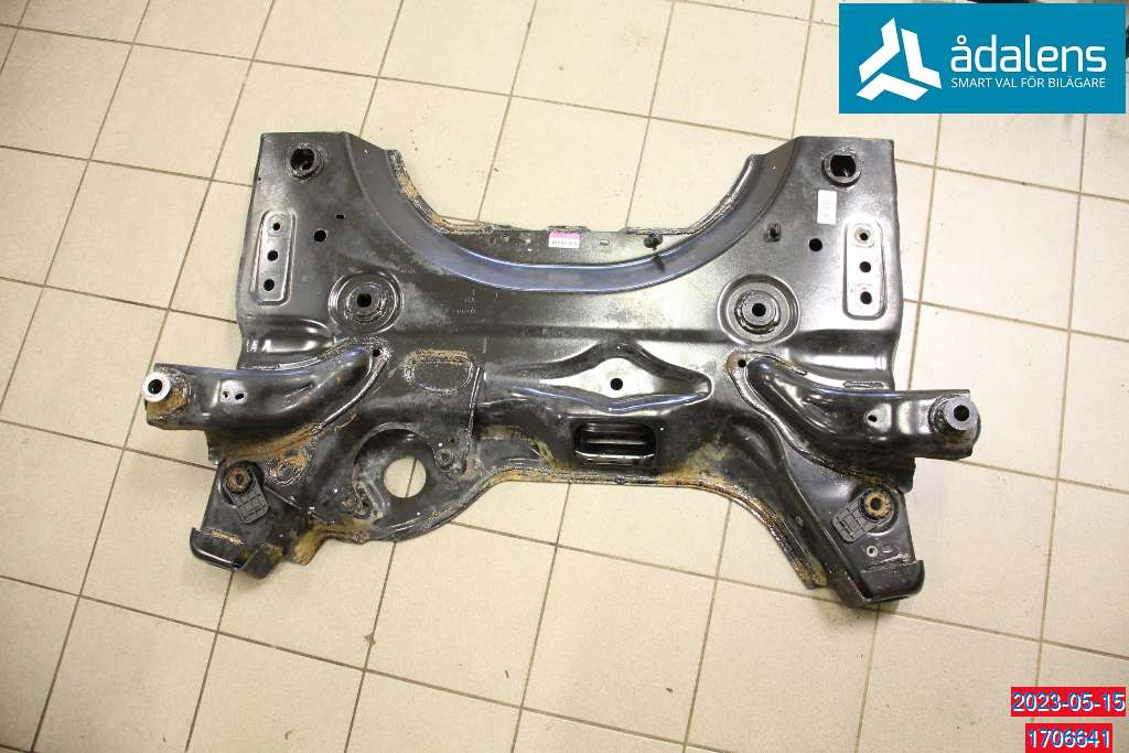 reas1 本体 Toyota Proace - Rama pomocnicza belka przednia Proace