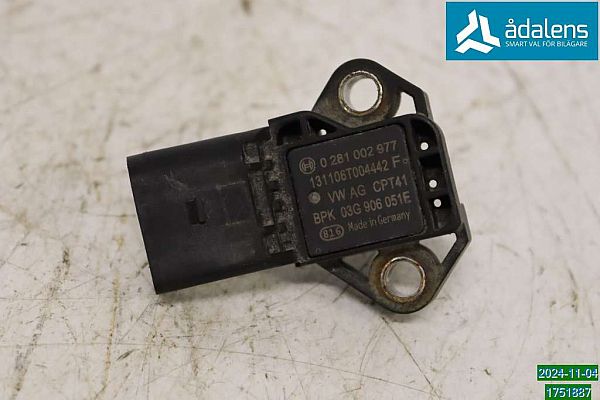 common rail (Injectie) / Verstuiver Brug AUDI A4 Avant (8K5, B8)