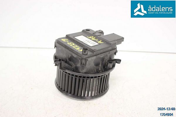Blæsermodstand / Varmeblæser AUDI A5 Convertible (F57, F5E)