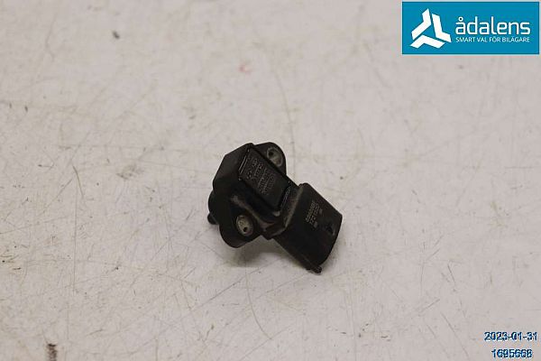 common rail (Injectie) / Verstuiver Brug HYUNDAI i30 Estate (FD)