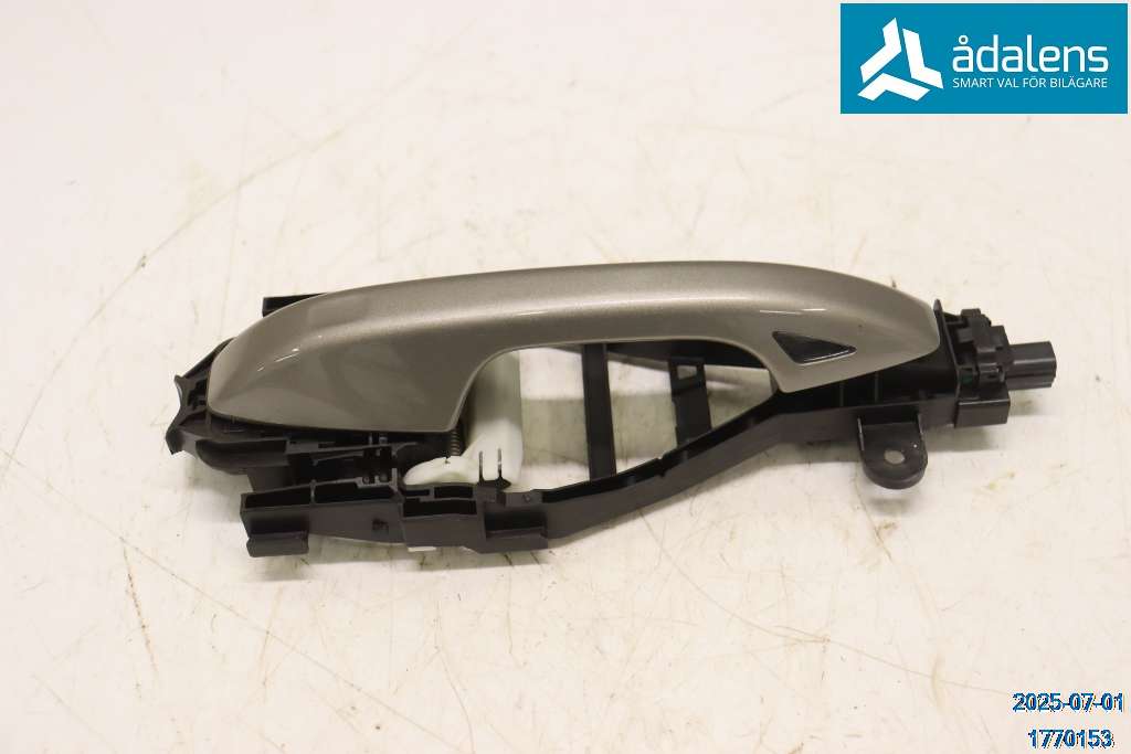 ゆき  Volvo XC40 (536) Handle - exterior 39791876, 30747097