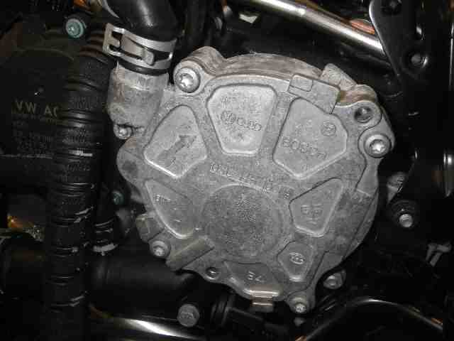 Vakuumpumpe AUDI A6 (4F2, C6)