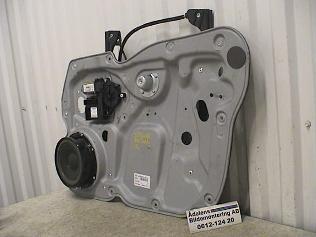 Screen engine VW CADDY III Box (2KA, 2KH, 2CA, 2CH)