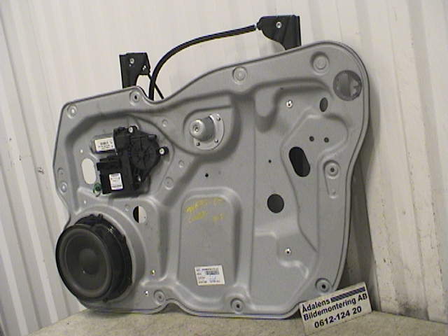 Screen engine VW CADDY III Box (2KA, 2KH, 2CA, 2CH)