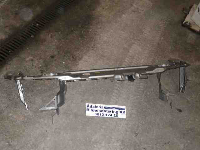 Front cowling SAAB 9-5 (YS3E)