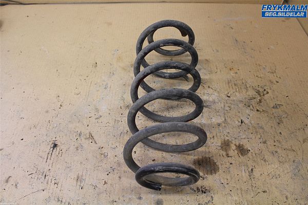 Rear spring - coil TOYOTA VERSO (_R2_)