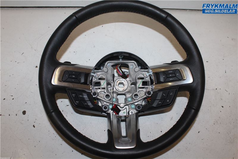 Stuurwiel – de airbag is niet inbegrepen FORD USA MUSTANG Convertible