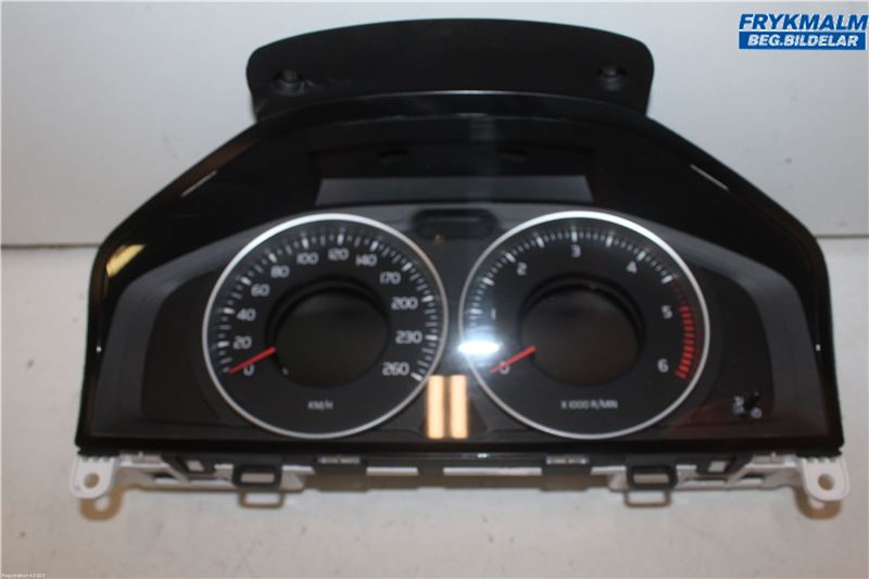 Instrument cluster VOLVO V60 I (155)