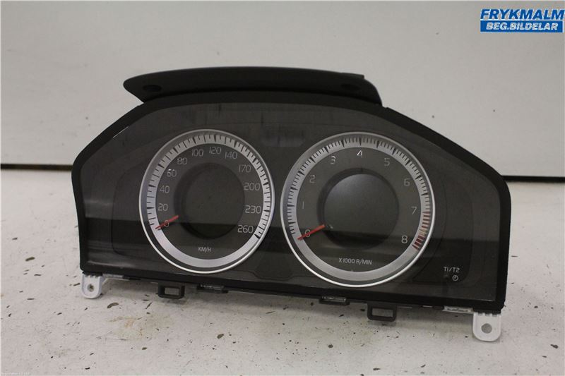 Instrument cluster VOLVO V60 I (155)