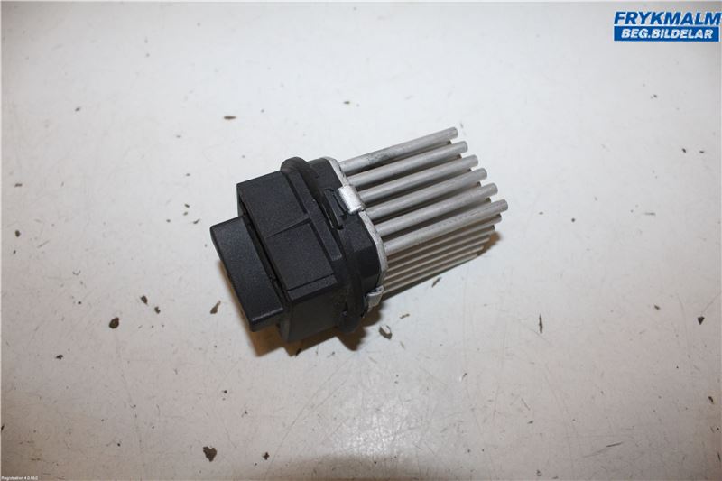 A0008212992 : Widerstand Heizungsgeblaese - Autoparts24