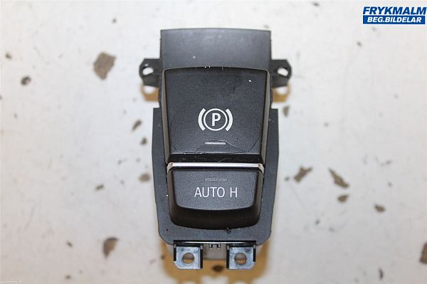 Contact - Parking brake BMW 5 (F10)