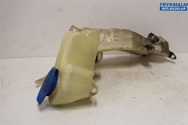 réservoir d'eau pour essuie glace AUDI A4 Avant (8E5, B6)