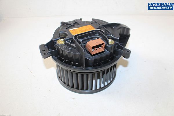 Blæsermodstand / Varmeblæser AUDI A4 Avant (8ED, B7)