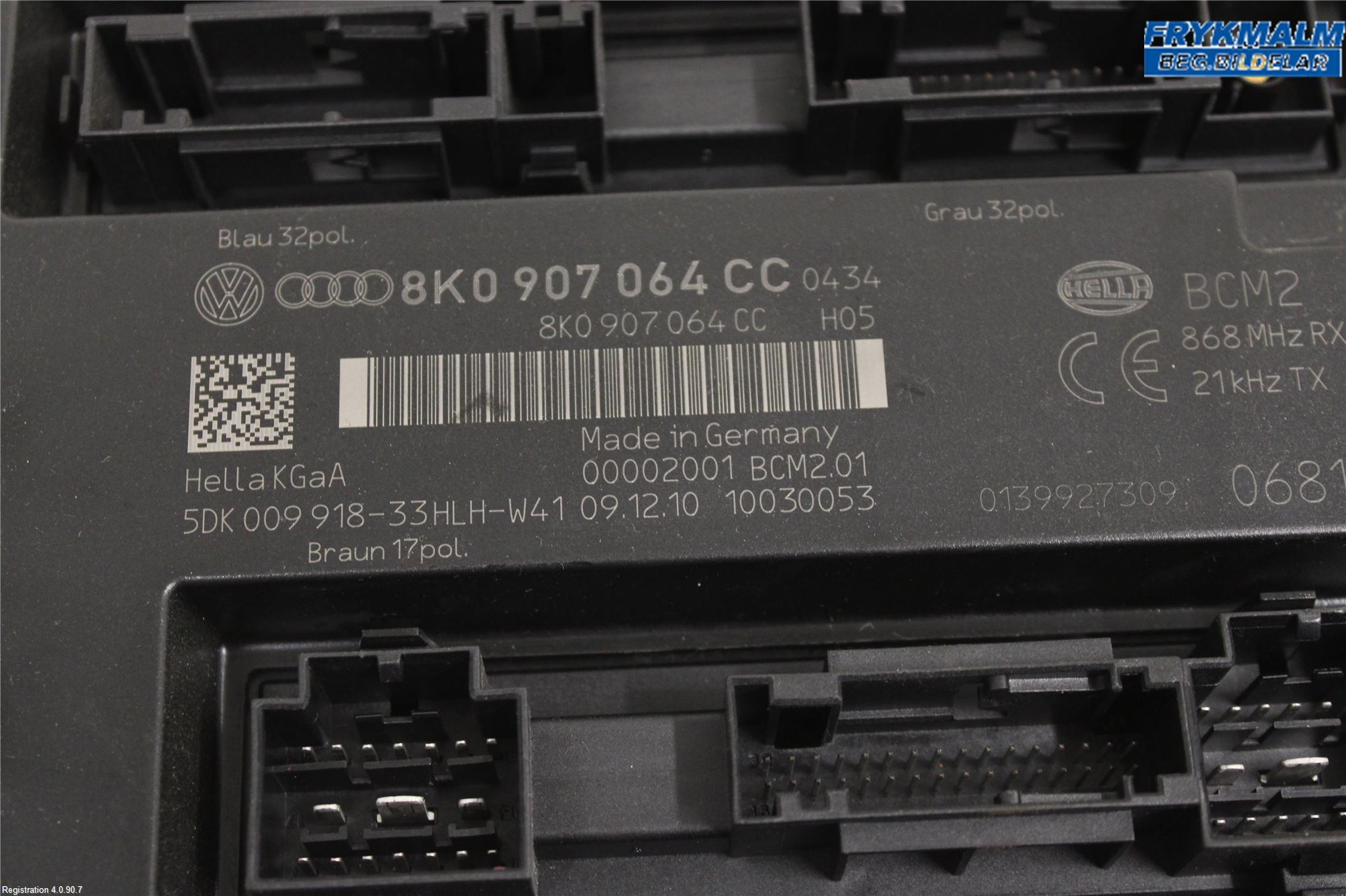 Audi A4 (8K2, B8) Comfort Control Module 8K0 907 064 CQ