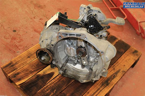 Girkasse manuel VW CADDY III Box (2KA, 2KH, 2CA, 2CH)