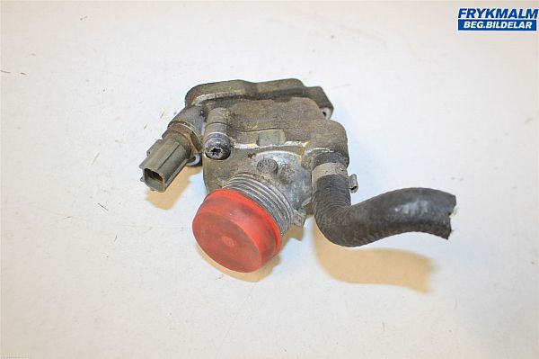 Thermostat casing VOLVO V70 Mk II (285)