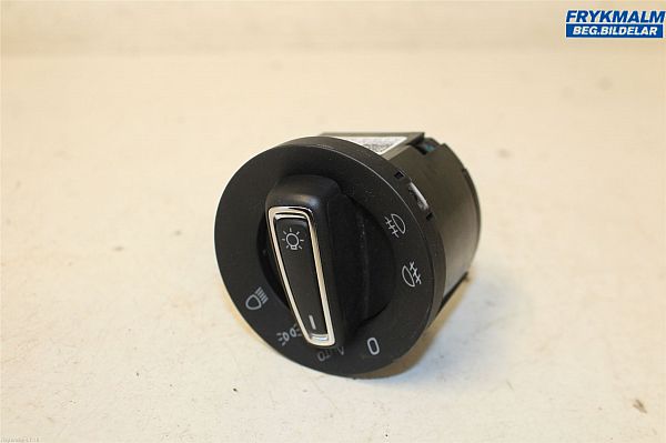 Lyskontakt SKODA KAROQ (NU7)