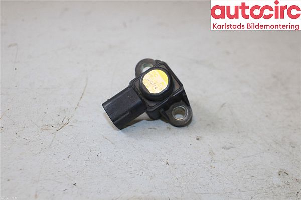 common rail (Injectie) / Verstuiver Brug MERCEDES-BENZ B-CLASS (W246, W242)