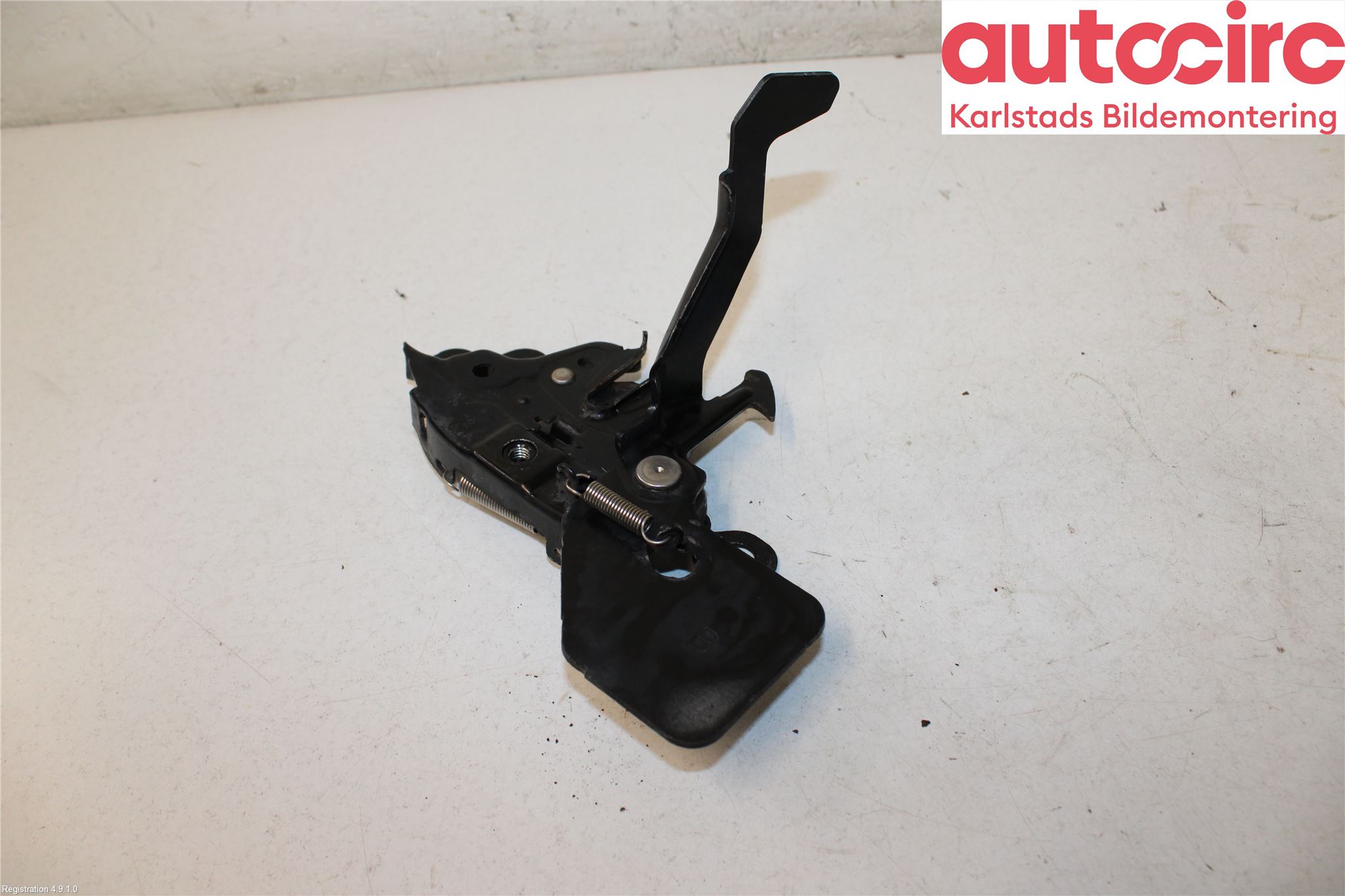 Hjelmlås MERCEDES-BENZ X-CLASS (470)